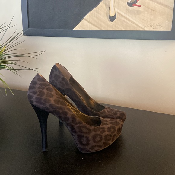 Carlos by Carlos Santana size 8 platform animal print pumps PLATONIC - Picture 4 of 15